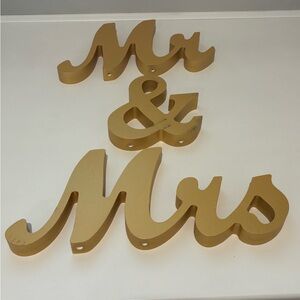Mr & Mrs Gold Letters